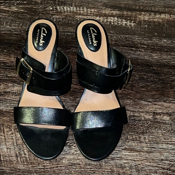 Clarks Black Slide Sandals with Strap - Picture 1 of 5